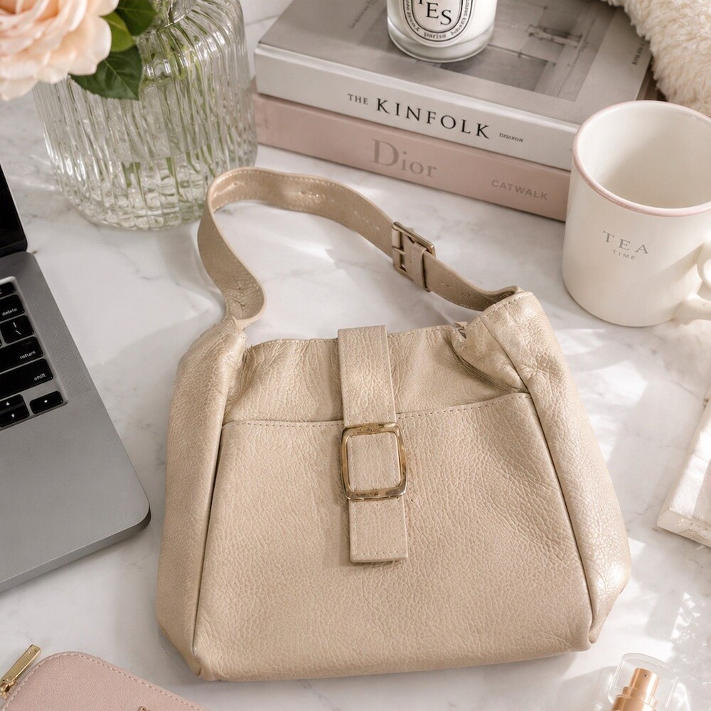 Genuine leather Hobo Shoulder Bag Womens Medium Beige Slouchy Buckle vintage